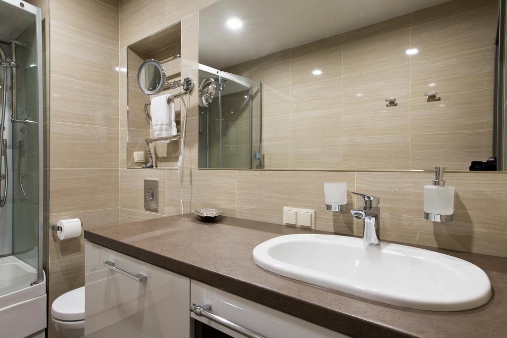 St.Roland Livu Square Apartment Рига Екстериор снимка