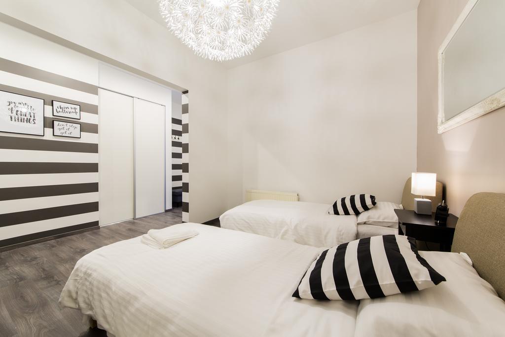 St.Roland Livu Square Apartment Рига Екстериор снимка