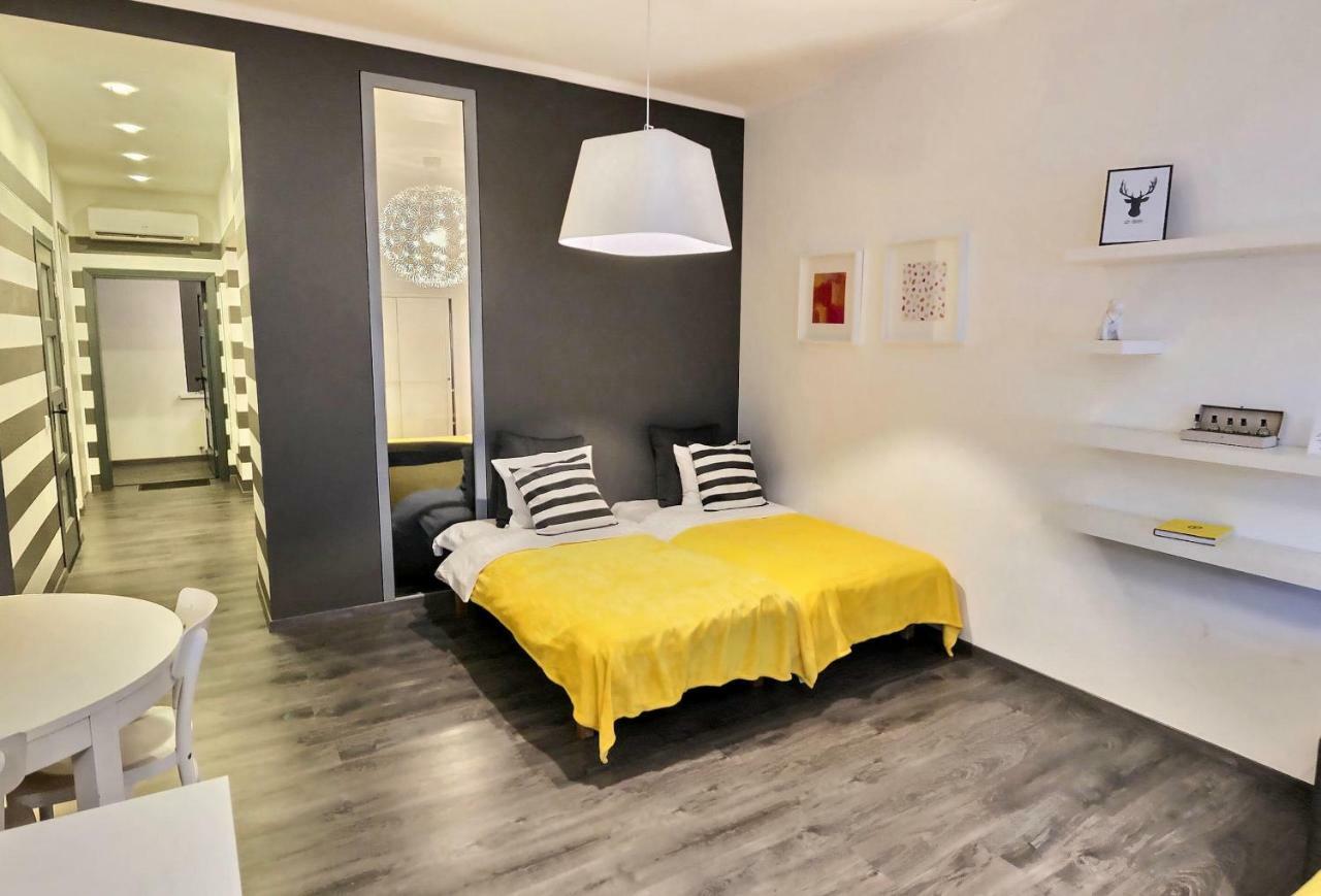 St.Roland Livu Square Apartment Рига Екстериор снимка